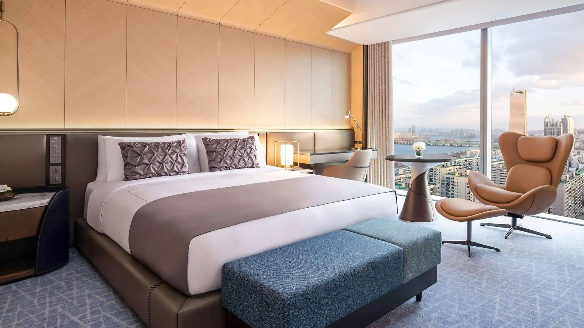 Fairmont Ambassador Seoul Hotel