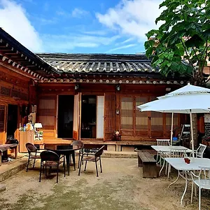 Namhyundang - Hanok Korean Traditional House Hébergement de vacances